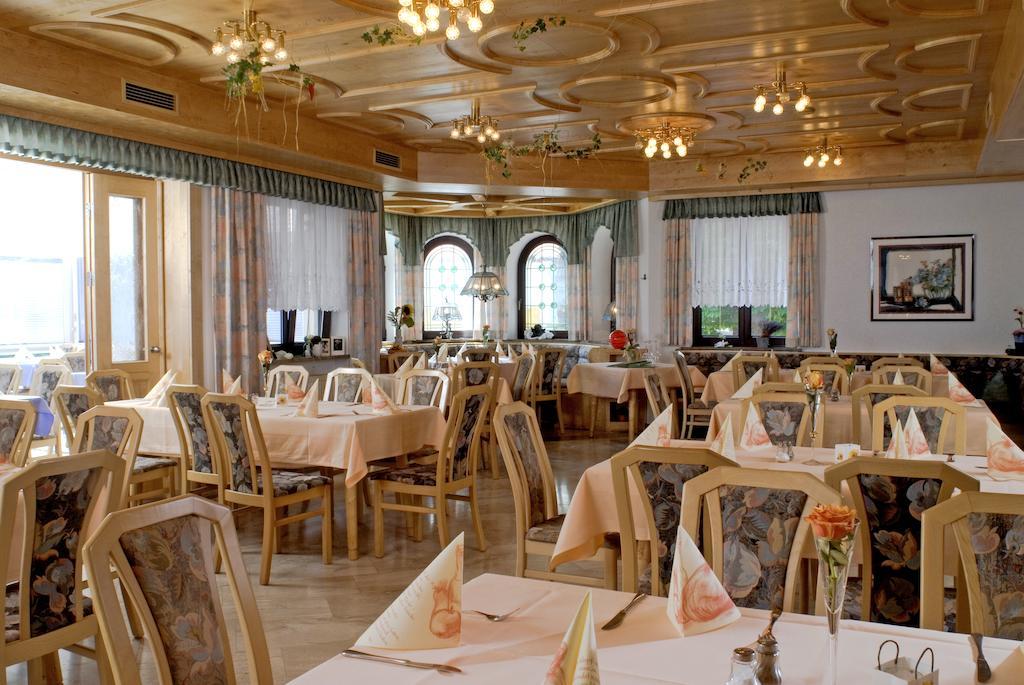 Hotel Zum Fischerwirt Baindlkirch Kültér fotó